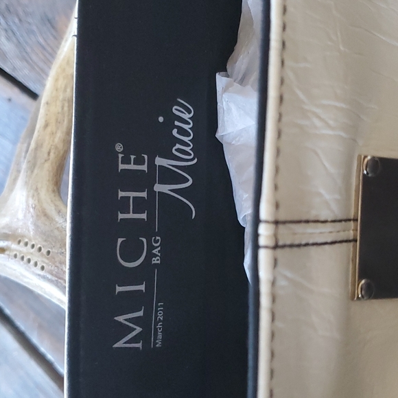 Miche Bag Shell-Macie (March 2011) - Picture 3 of 6